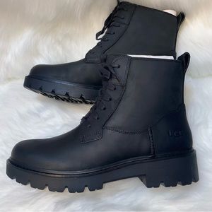 UGG Boots Everdeen lace New in box woman